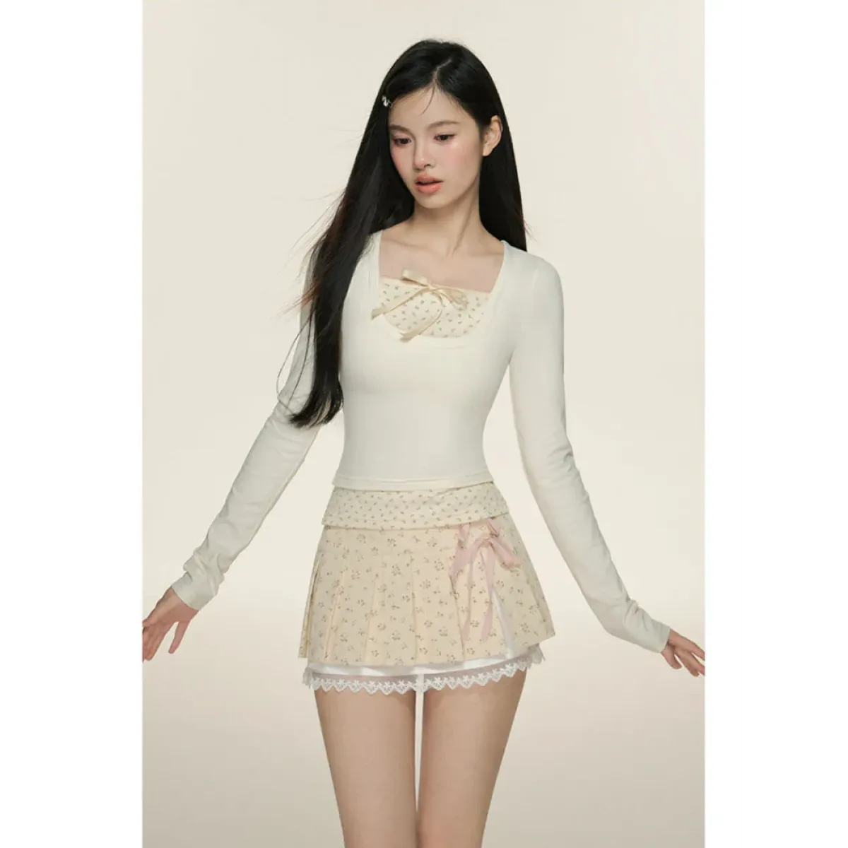 Pleated Lace Trim Mini Skirt – Kawaii Y2K Sweet Harajuku