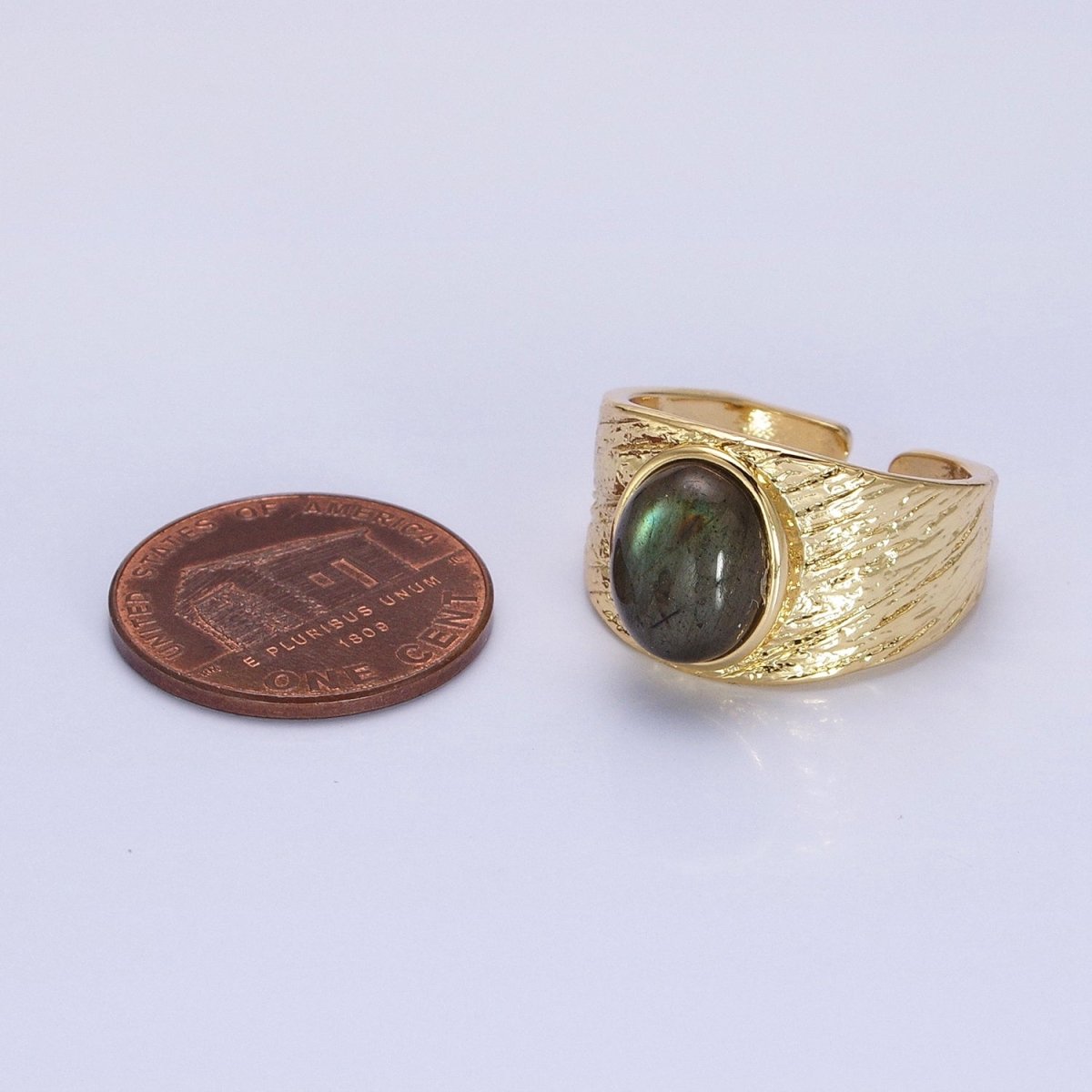 Labradorite, Moonstone Natural Gemstone Oval Line-Textured Gold Band Ring | O-1862~O-1863