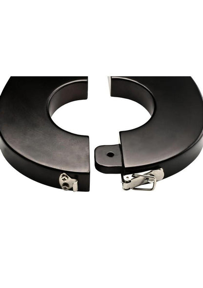 Master Series Trapped Wrist And Ankle Stocks