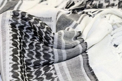 Military Arab Keffiyeh Shemagh Scarf Cotton Winter Shawl Neck Warmer Cover Head Wrap Windproof Tactical Camping Scarf Men Women Shemagh Keffiyeh Men Arab Kufiyah Keffiyeh Arabic Muslim Head Wrap Men Scarf Shawl