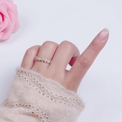 Minimalist Clover Round Clear Cubic Zirconia Stacking Gold Ring | U-188
