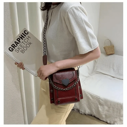 Modern Elegant Stunning Heart-Shaped Women&
