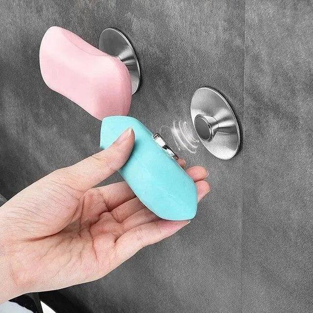 New 1PC Magnetic Soap Holder Tool Free Rustproof Sponge Holder Dish Holder Soap Dish For Bathroom Lavatory Home Soap Dish Suction Strongly Magnetic soap Holder Rustproof Stainless Soap Holder for Bathroom and Kitchen