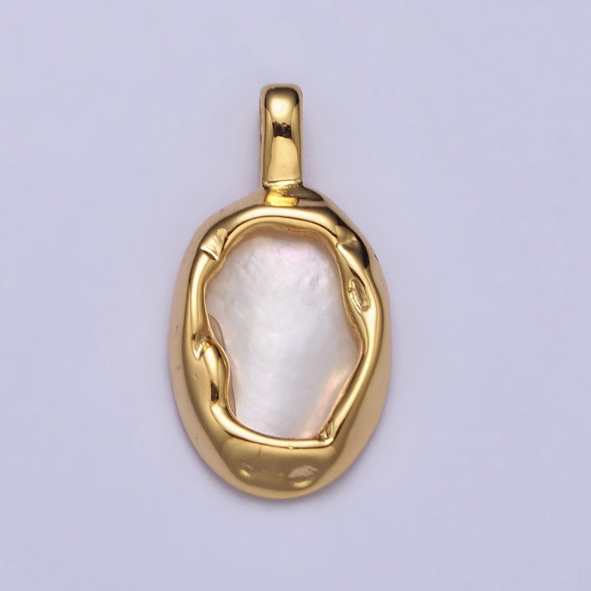 Oval Shell Pearl Hammered Framed Pendant in Gold &amp; Silver | AA093 AA094