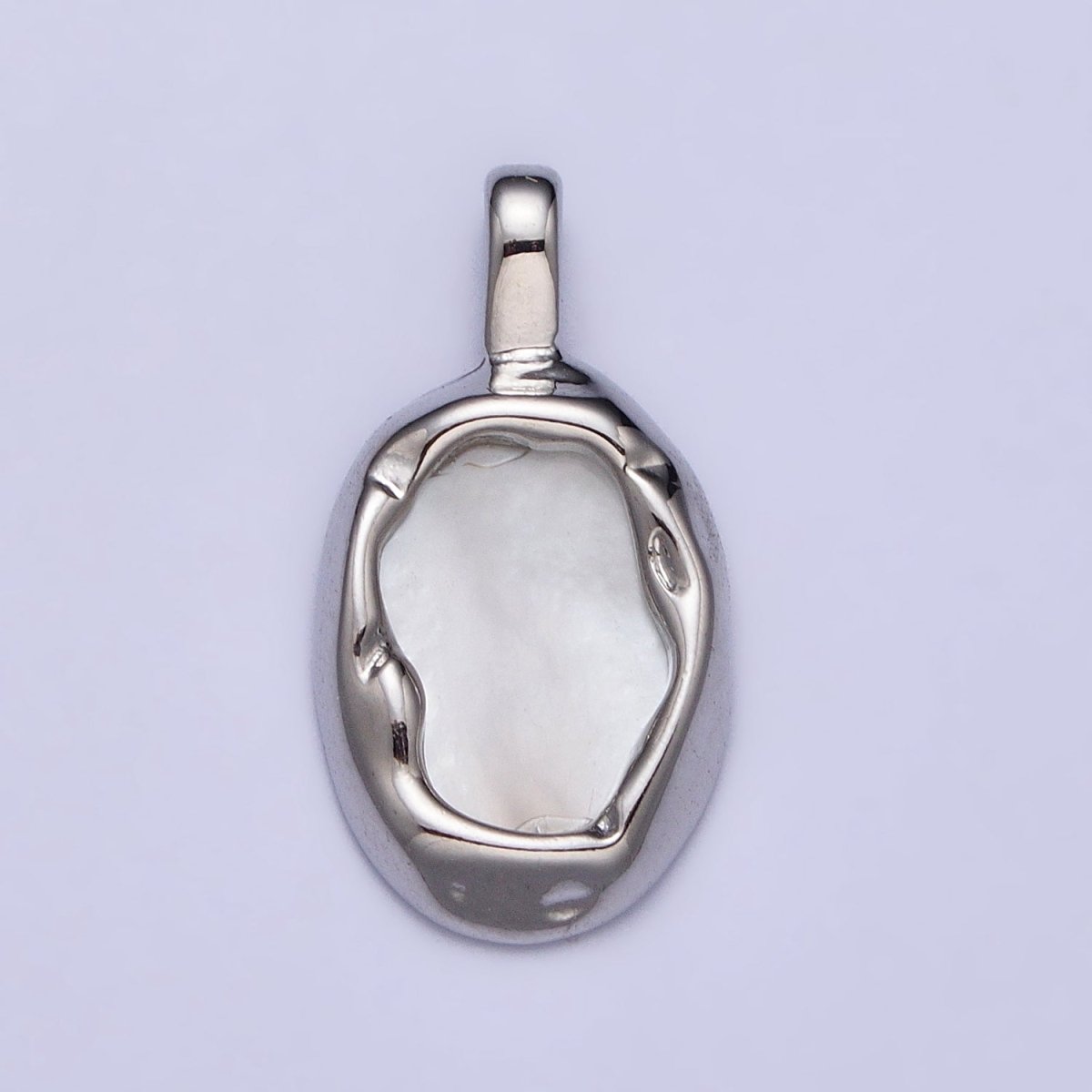 Oval Shell Pearl Hammered Framed Pendant in Gold &amp; Silver | AA093 AA094