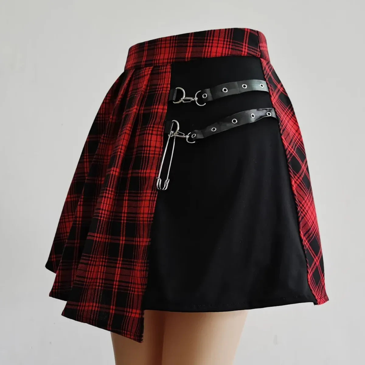Plaid Gothic Pleated Mini Skirt – Punk Chains &amp; Buckle Accent