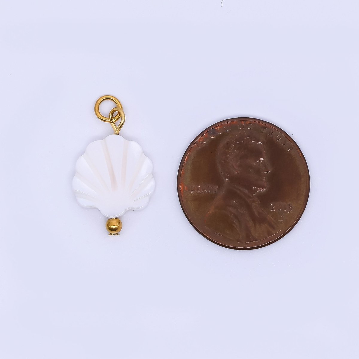 PVD Gold Plated Stainless Steel 18mm White Tide Scallop Seashell Charm | P1778