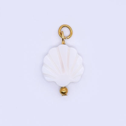 PVD Gold Plated Stainless Steel 18mm White Tide Scallop Seashell Charm | P1778