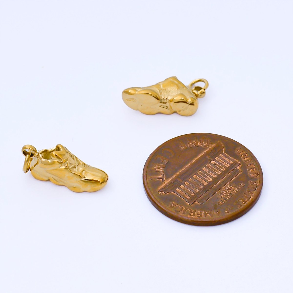 PVD Gold Stainless Steel 14.4mm Shoe Sneakers 3D Multidimensional Mini Charm | J545