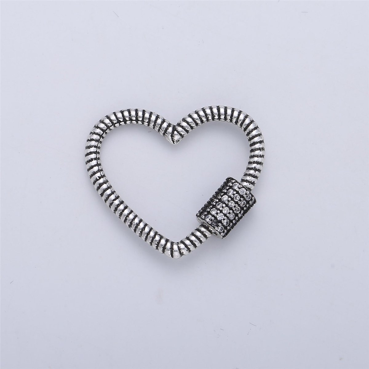 Screw Lock Heart 
