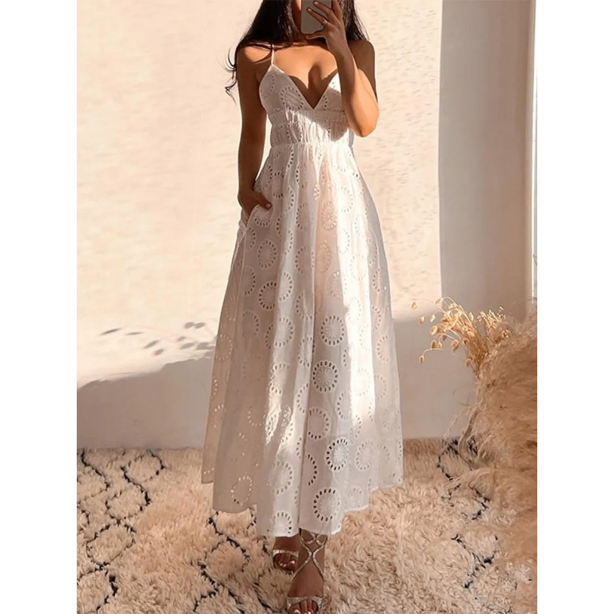 Sexy Backless Lace Dress