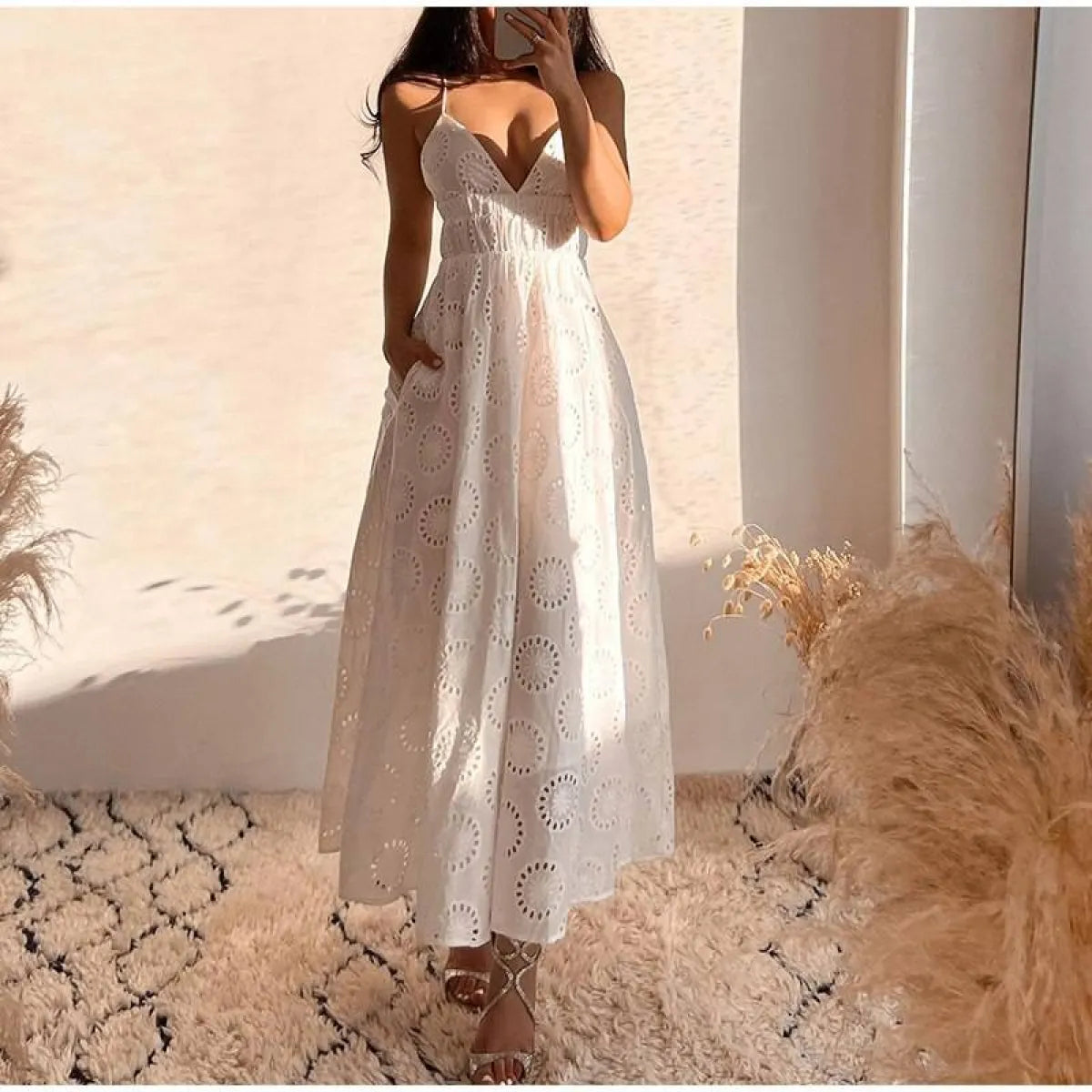 Sexy Backless Lace Dress