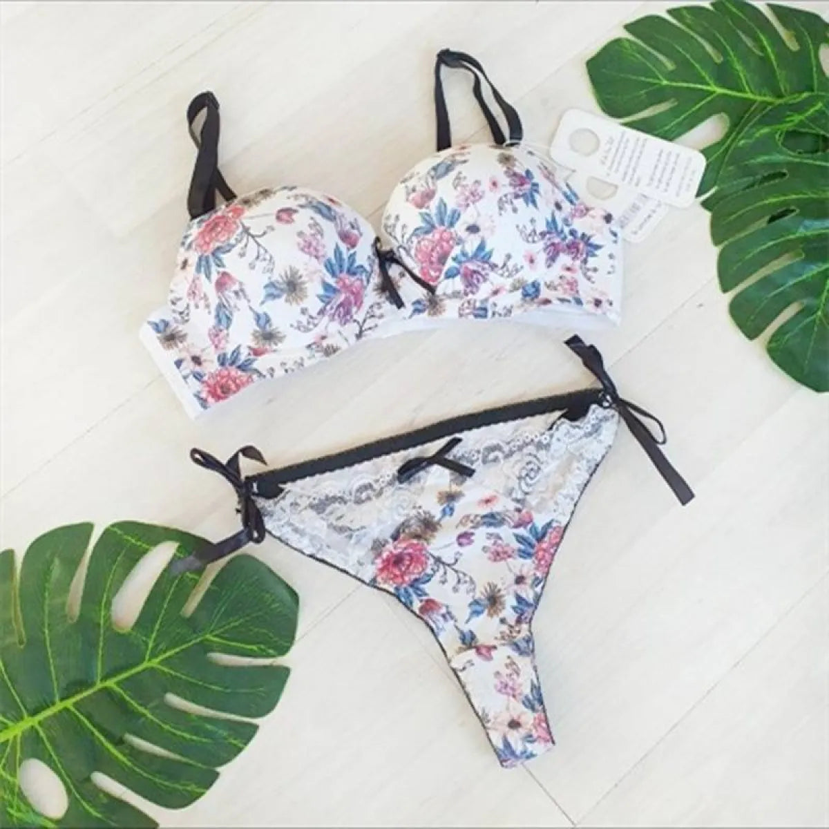 Sexy Floral Bra - Thong Set