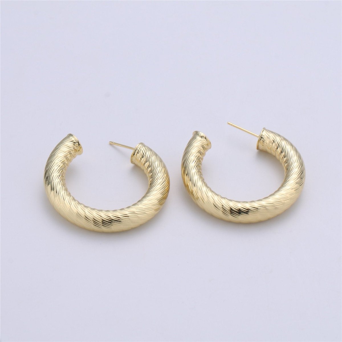 Simple Medium Thick 14k Gold Filled Hoops Earring 30mm, 40mm, 50mm 6mm thickness Q-005 Q-007 Q-009