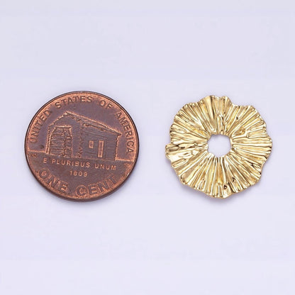 Stainless Steel 17.5mm Abstract Hammered Donut Flower Round Charm | P1358