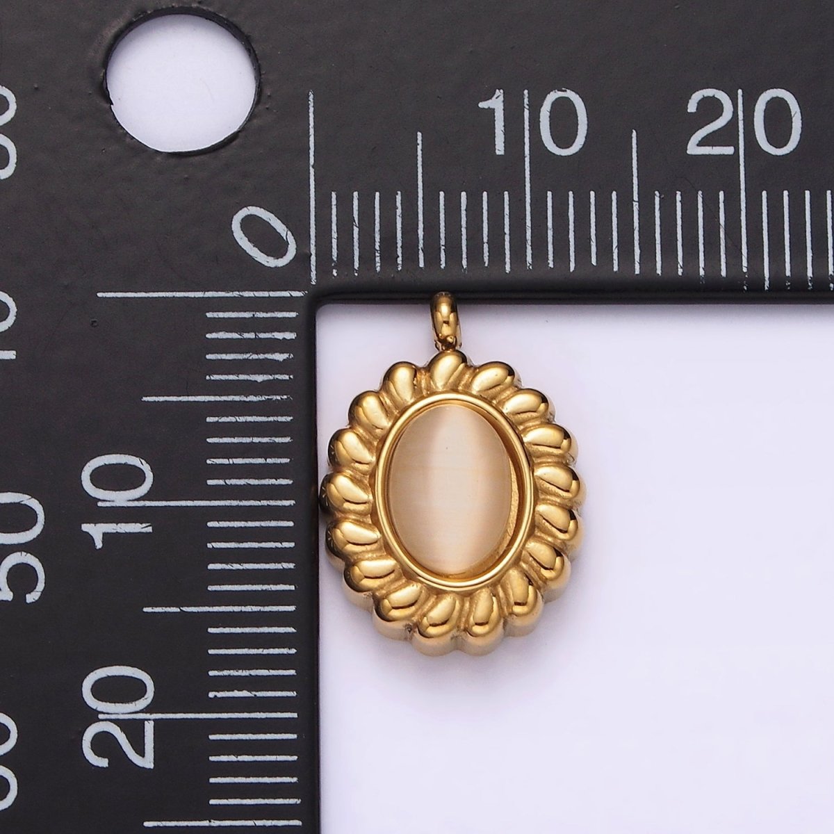 Stainless Steel 17mm Chrysoberyl Cat&