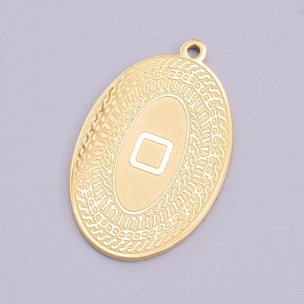 Stainless Steel 19.5mm Geometric Engraved Box Oval Charm in Gold &amp; Silver | P-919