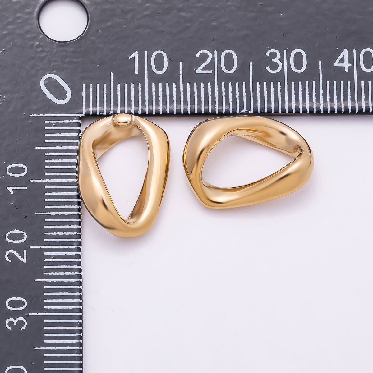Stainless Steel 19mm Open Molten Geometric Link Pendant Findings | Findings-00174