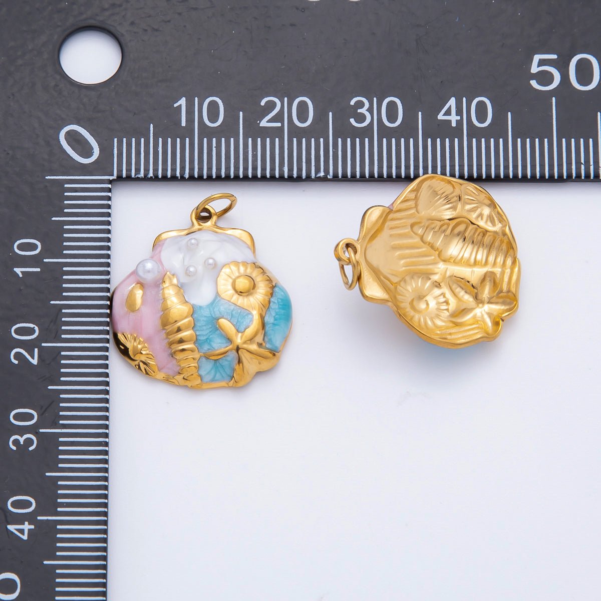 Stainless Steel 25mm Multicolor Star Fish Sea Shell Scallop Clam Charm | AH947