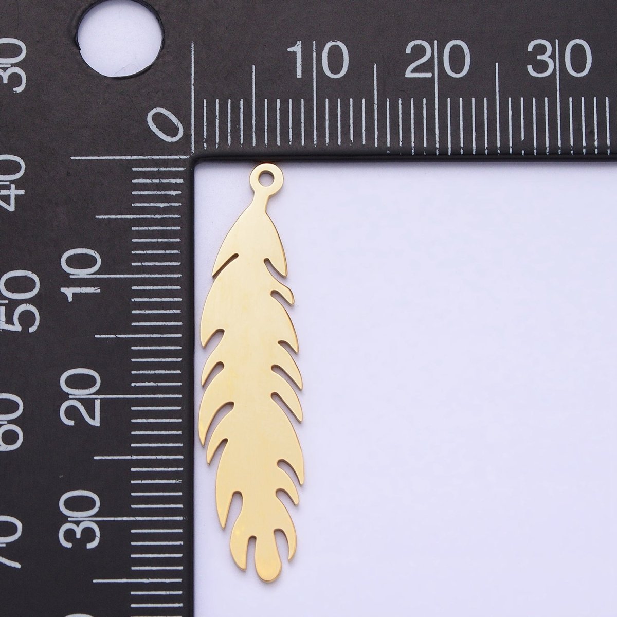 Stainless Steel 34.8mm Nature Long Leaf Add-On Charm in Gold &amp; Silver | P-924