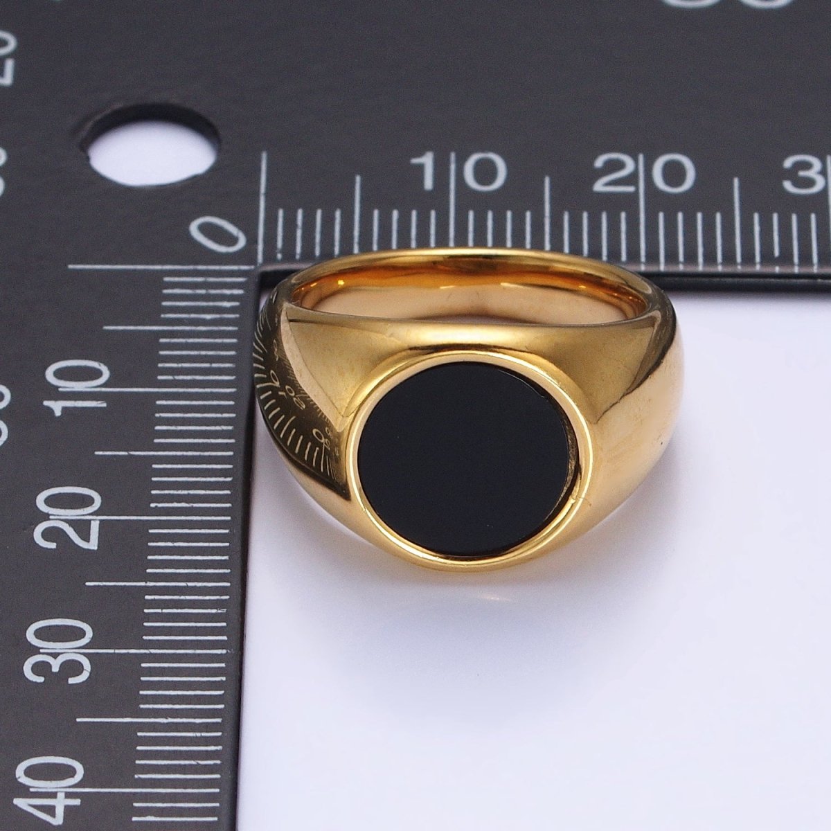Stainless Steel Black Enamel Round Signet Ring in Gold &amp; Silver | O-1681~O-1688