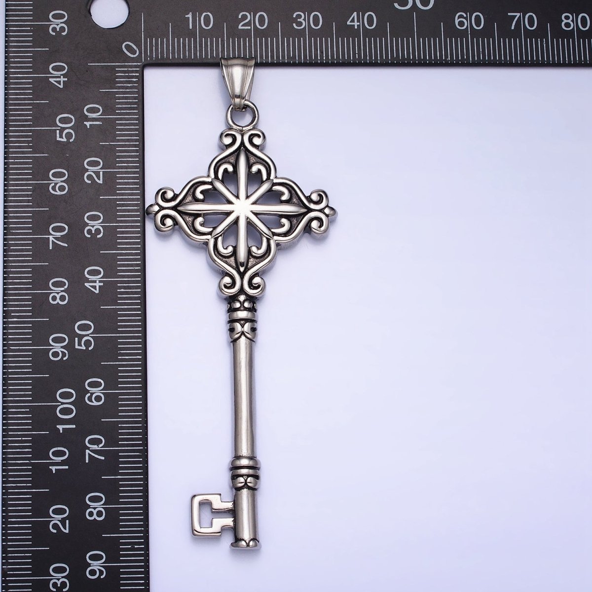 Stainless Steel Celestial North Star Open Lock Key Pendant in Silver &amp; Gold | P-1111