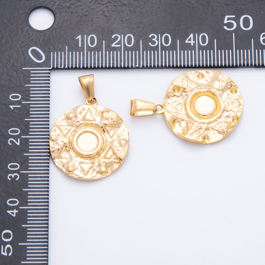 Stainless Steel Celestial Star Hammered Round Pendant | J-513