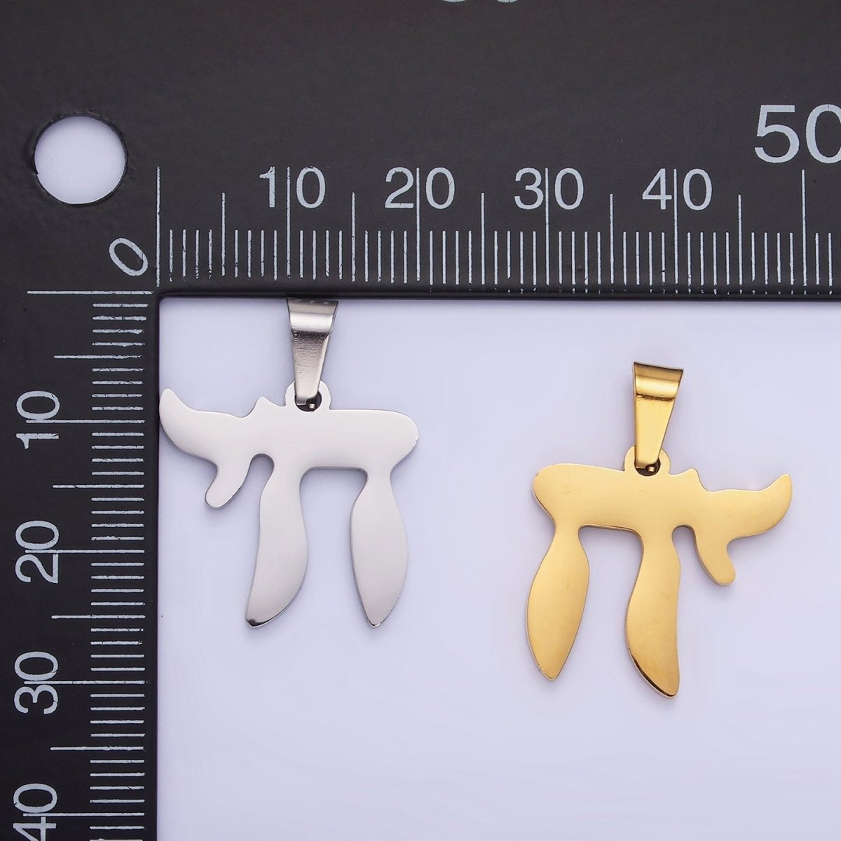 Stainless Steel "Chai" Hebrew Script Jewish Pendant in Gold &amp; Silver | P1419
