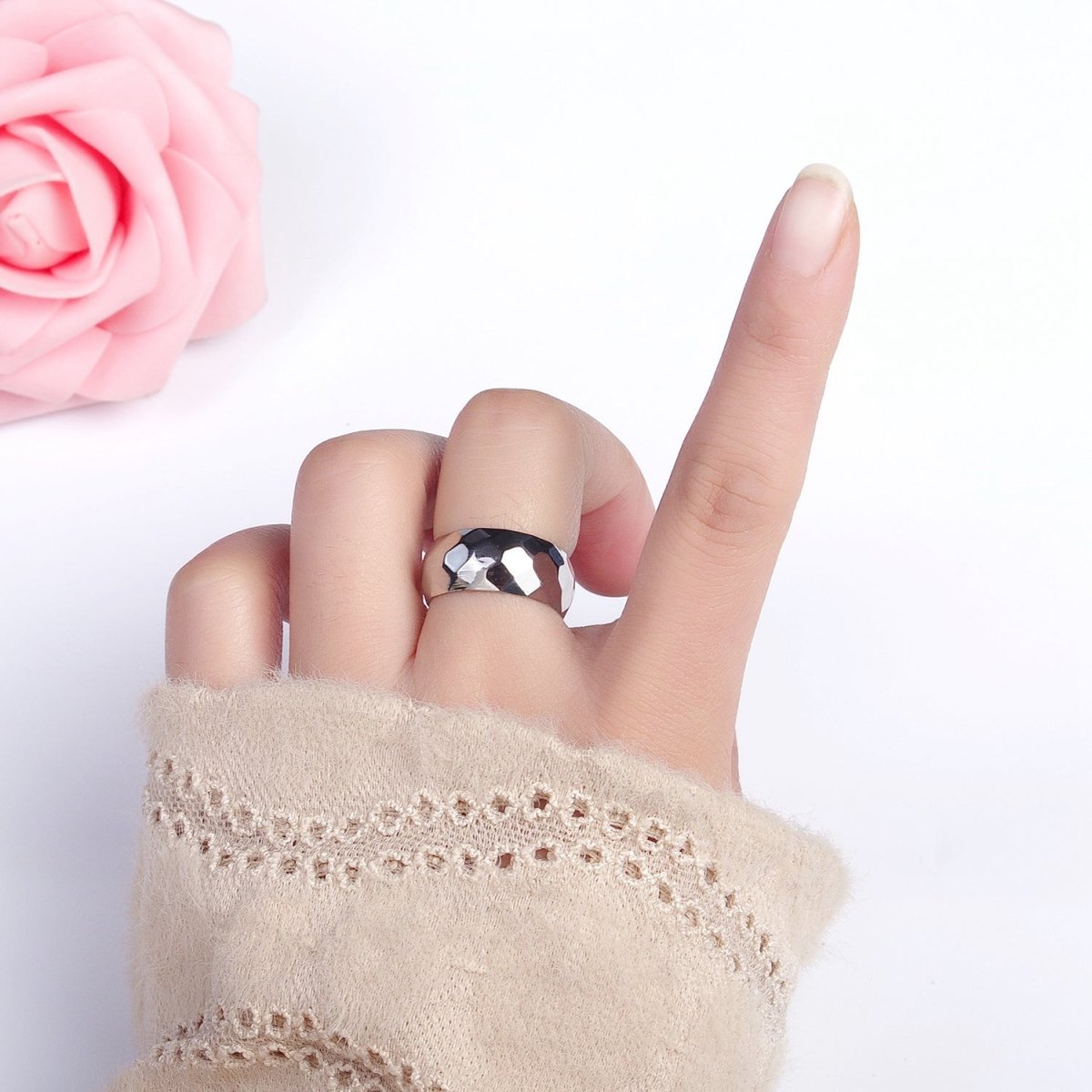 Stainless Steel Chunky Hammered Minimalist Band Ring in Gold &amp; Silver | O-1649~O-1656