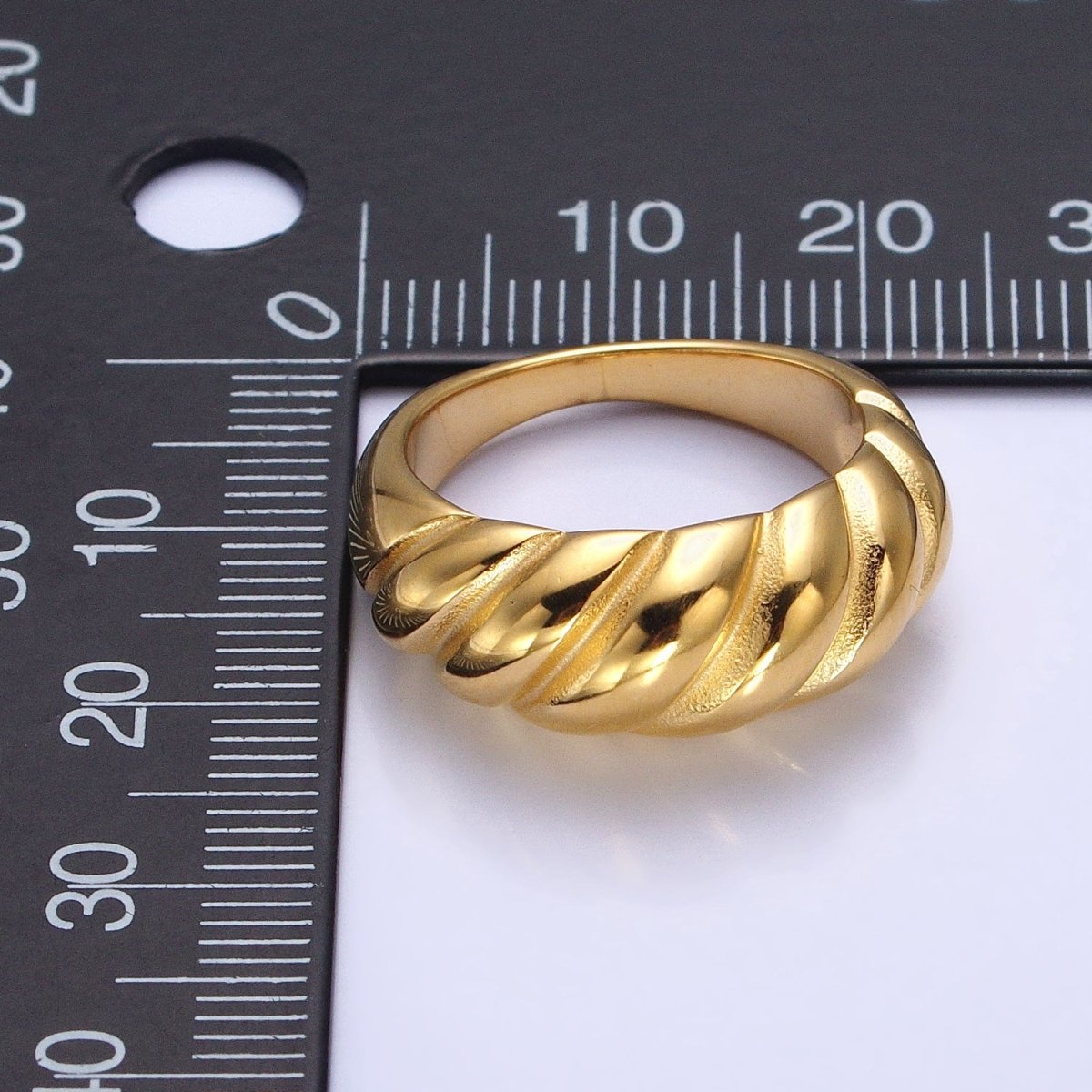 Stainless Steel Croissant Dome Twist Ring in Gold &amp; Silver | O-1633~O-1640