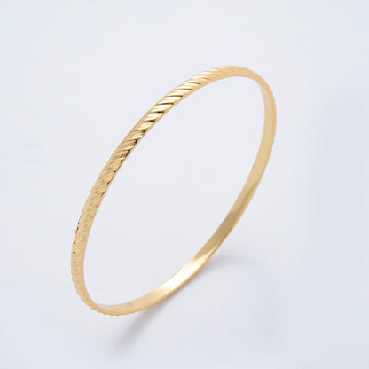 Gold Stainless Steel Diagonal Ridge Pattern Round Bangle Bracelet | WA-3464