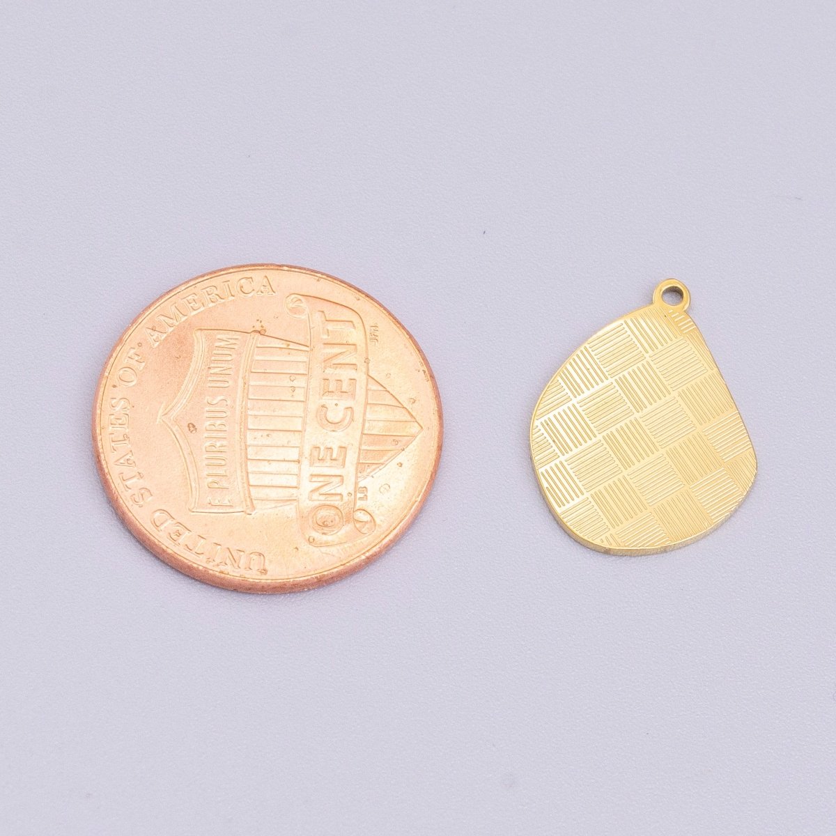 Stainless Steel Line Engraved Checkered Abstract Pear-Shaped Charm in Gold &amp; Silver | P-918