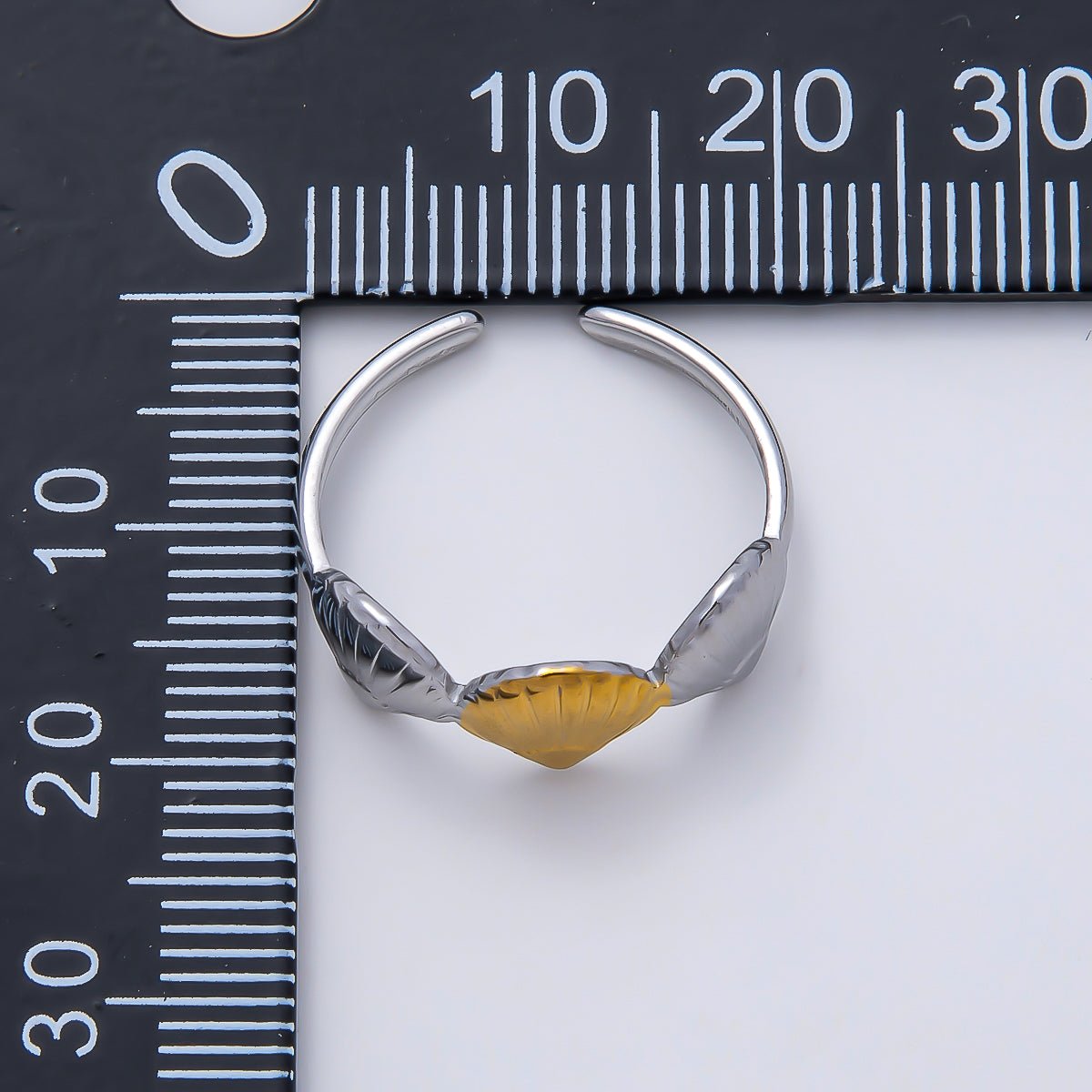 Stainless Steel Mixed Metal Minimalist Triple Scallop Sea Shell Ring | Rings-00190