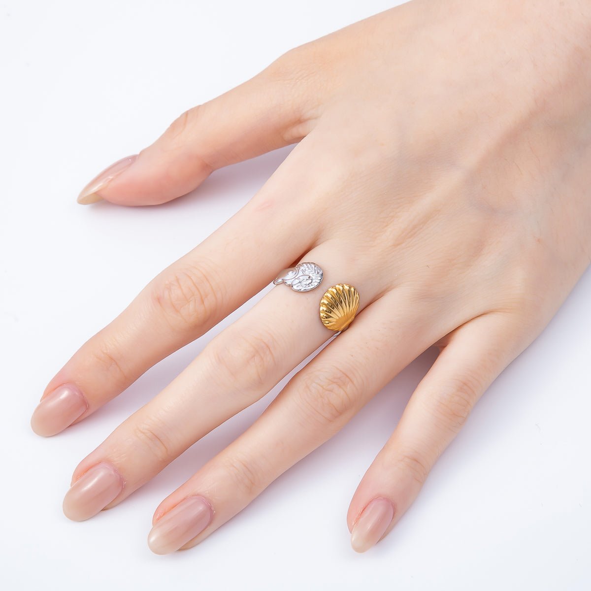 Stainless Steel Mixed Metal Scallop Sea Shell Wrap Ring | Rings-00177