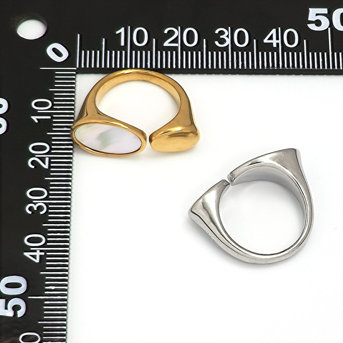 Stainless Steel Shell Pearl Geometric Oval Wrap Ring in Gold &amp; Silver | RINGS-00259