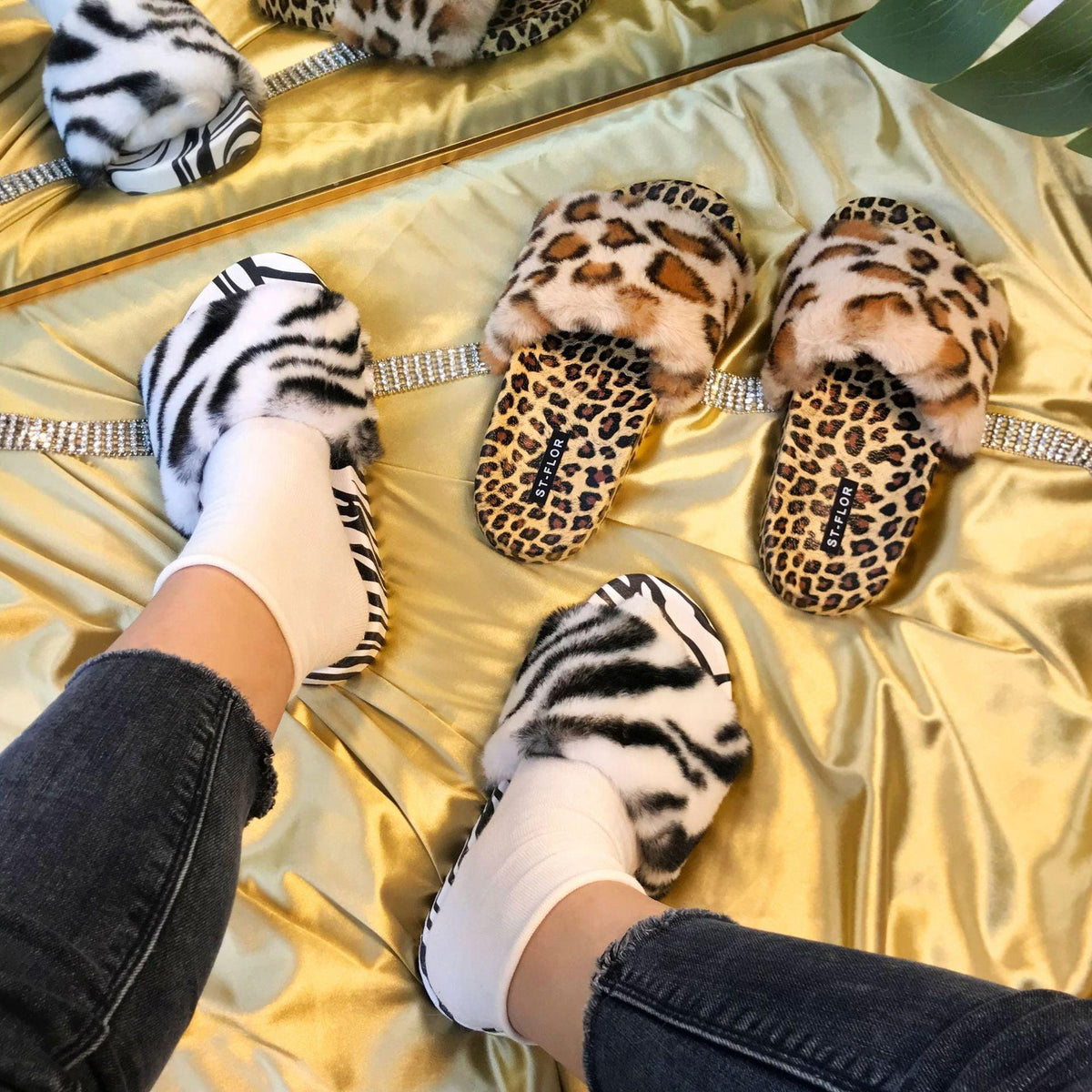 Summer Black White Leopard Print Fur Slippers For Women&