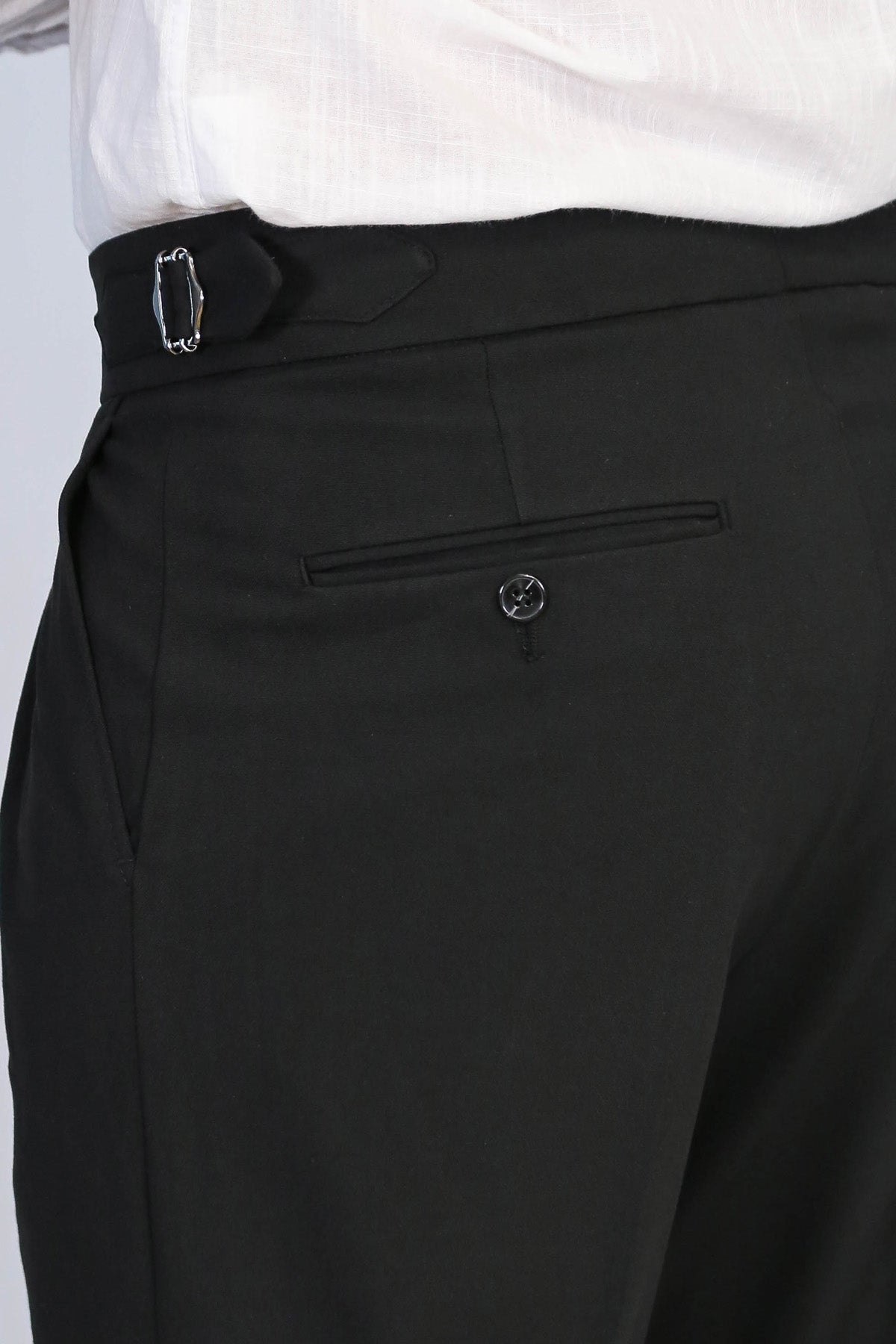 Black Double-Pleated High-Waisted Slim Fit Trousers with Side Buckles – Wessi