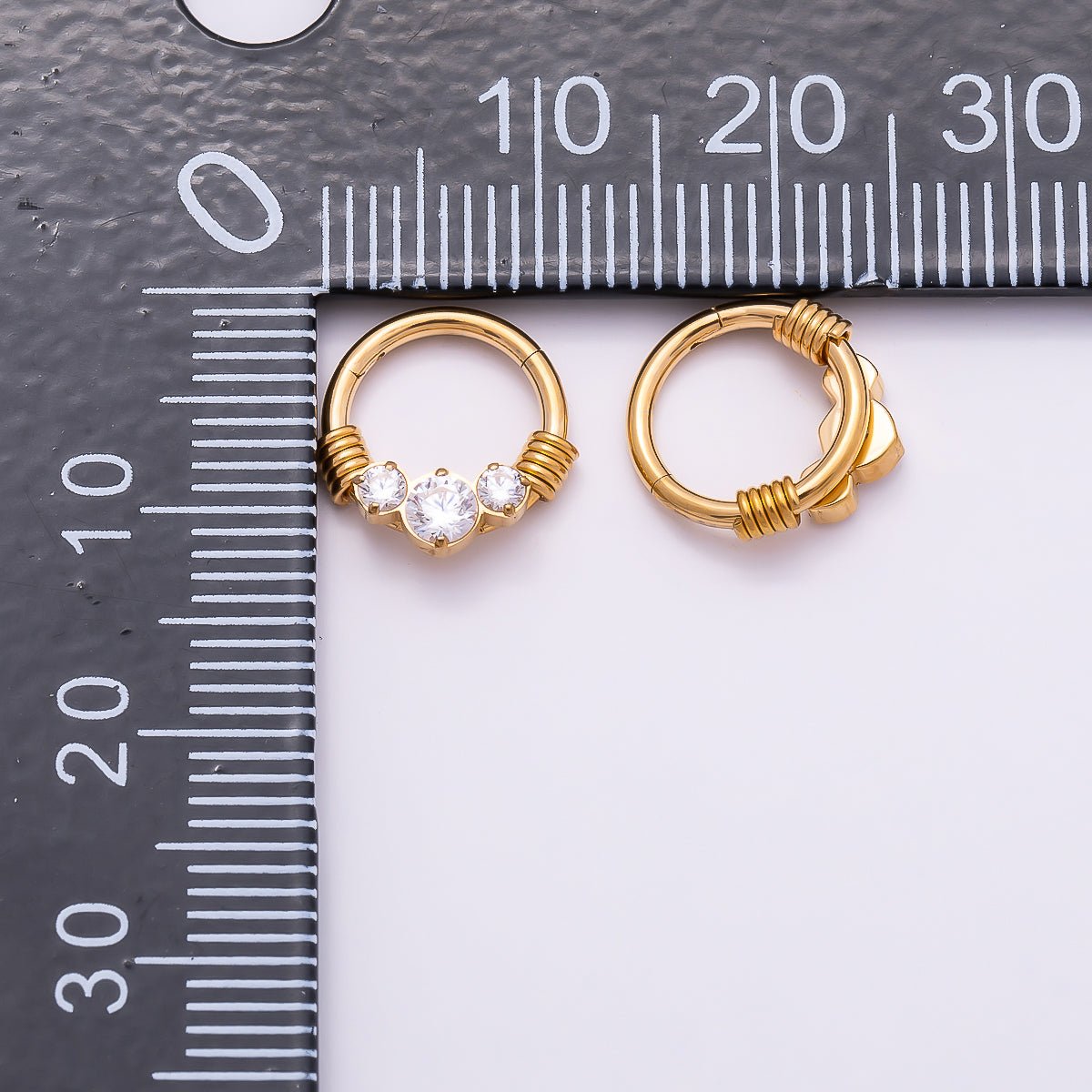 Titanium 11.5mm Clear CZ Cluster Single Septum Cartilage Piercing Clicker in Gold &amp; Silver |BJ-00122 BJ-00123