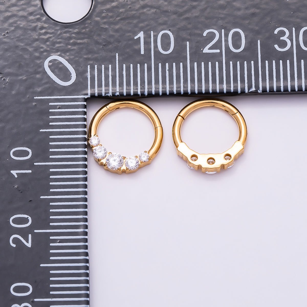Titanium 11mm Clear CZ Gradient Single Septum Cartilage Piercing Clicker in Gold &amp; Silver | BJ-00134 BJ-00135