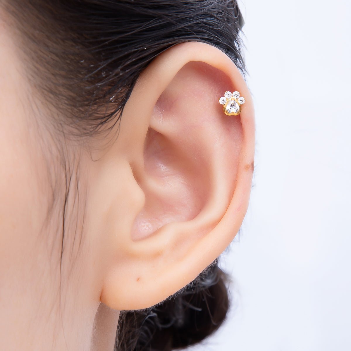 Titanium 5.5mm Clear CZ Pawprint Cartilage Piercing Flat Back Stud in Gold &amp; Silver | BJ-00186 BJ-00187