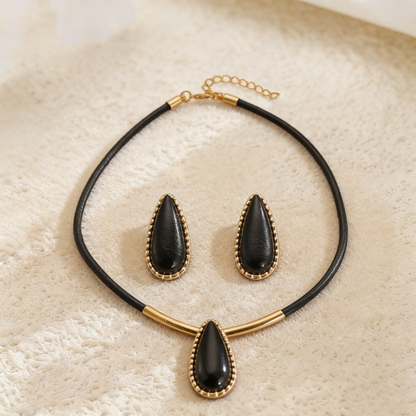 Vintage Black Drop Pendant Necklace &amp; Earrings Set