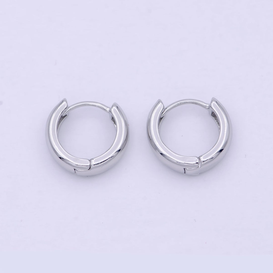 White Gold Filled 16mm Chunky Silver Huggie Hoop Earrings P-248