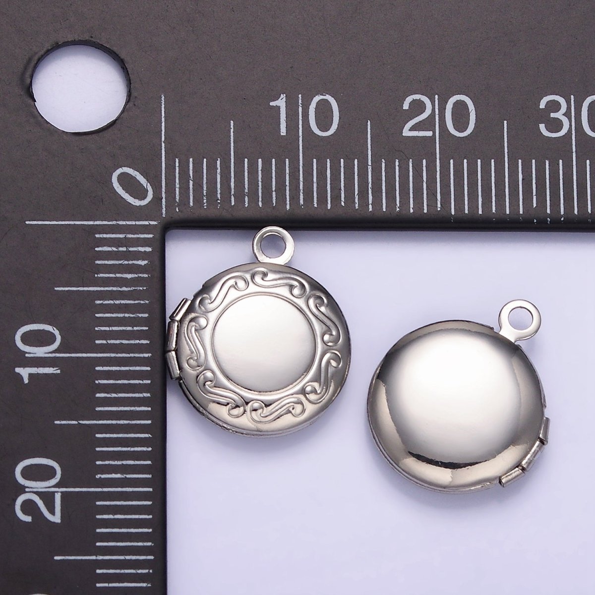 White Gold Filled 16mm Curved Engraved Round Locket Charm in Gold &amp; Silver | H357