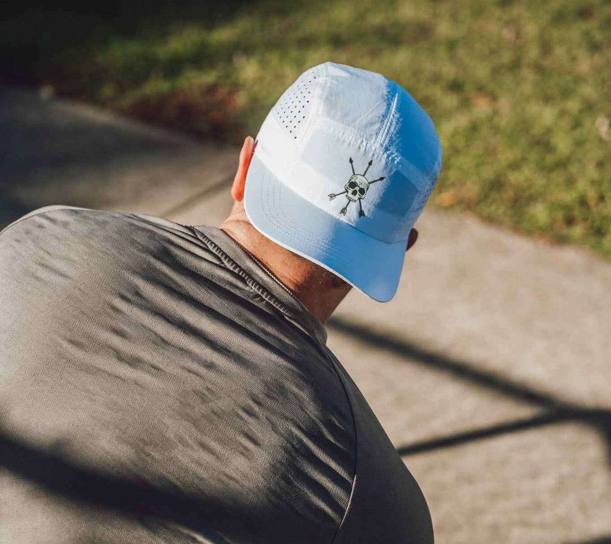 DISTANCE CAP : WHITE